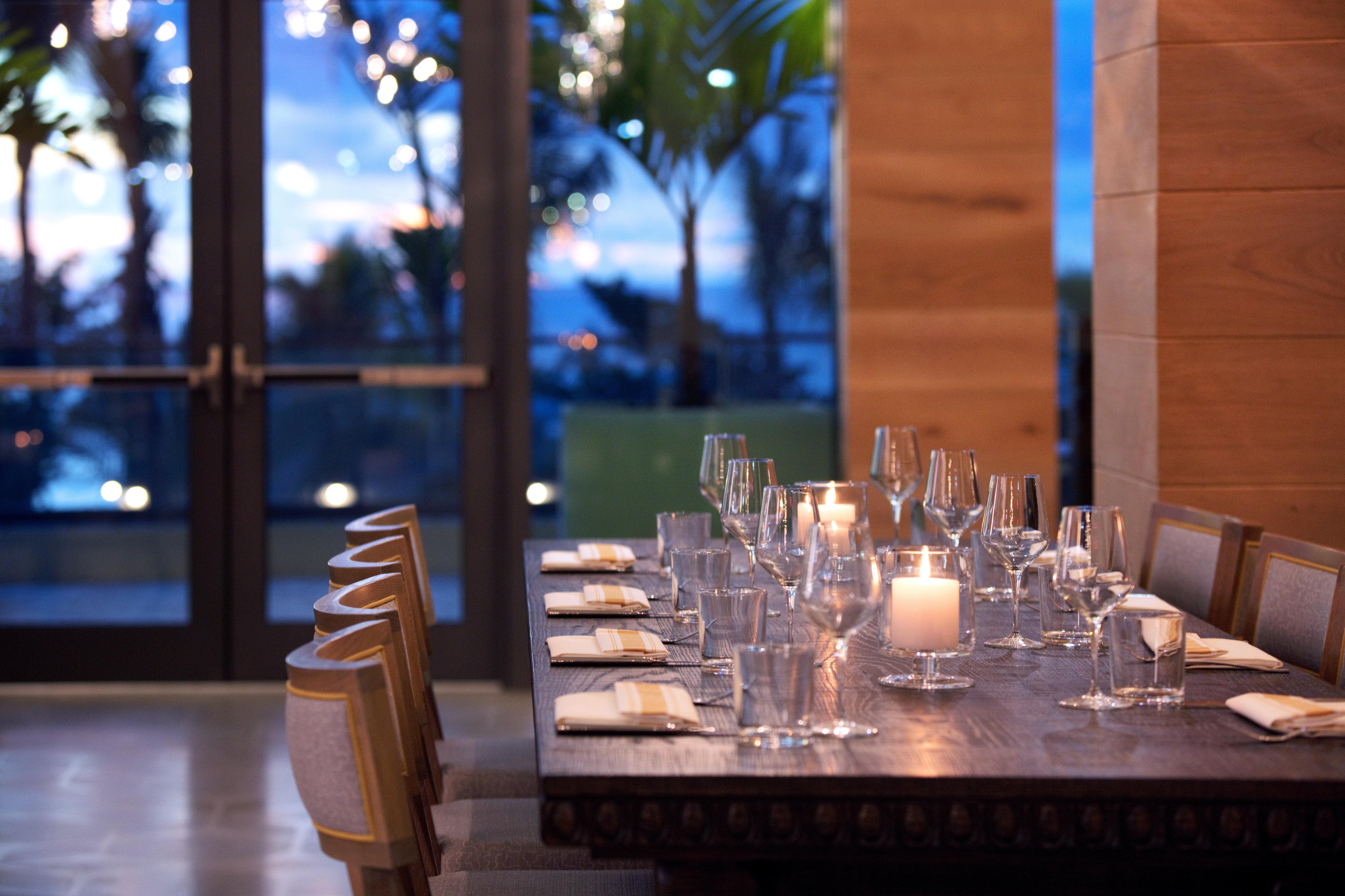 Kimpton Seafire Resort + Spa By Ihg West Bay Eksteriør billede