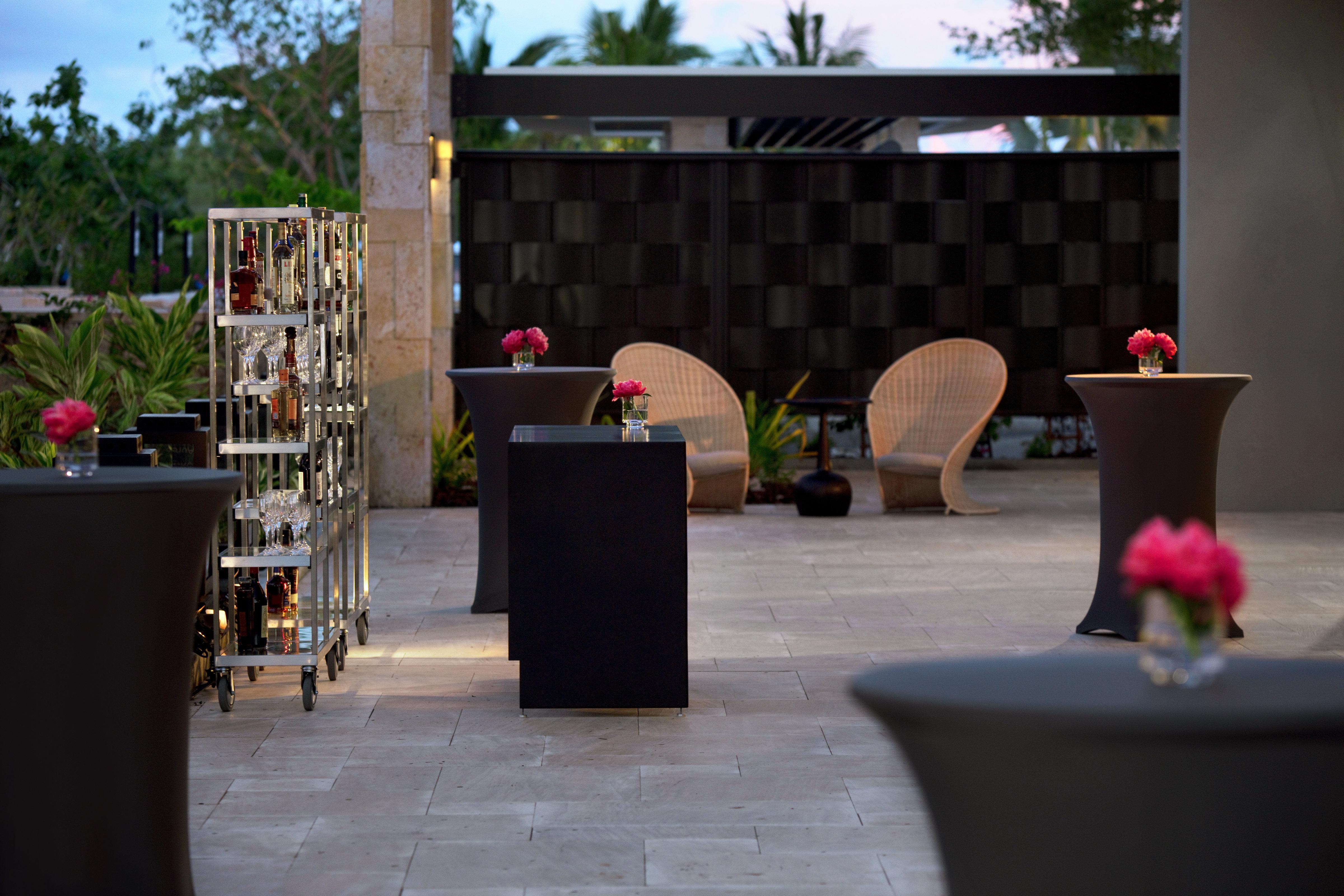 Kimpton Seafire Resort + Spa By Ihg West Bay Eksteriør billede