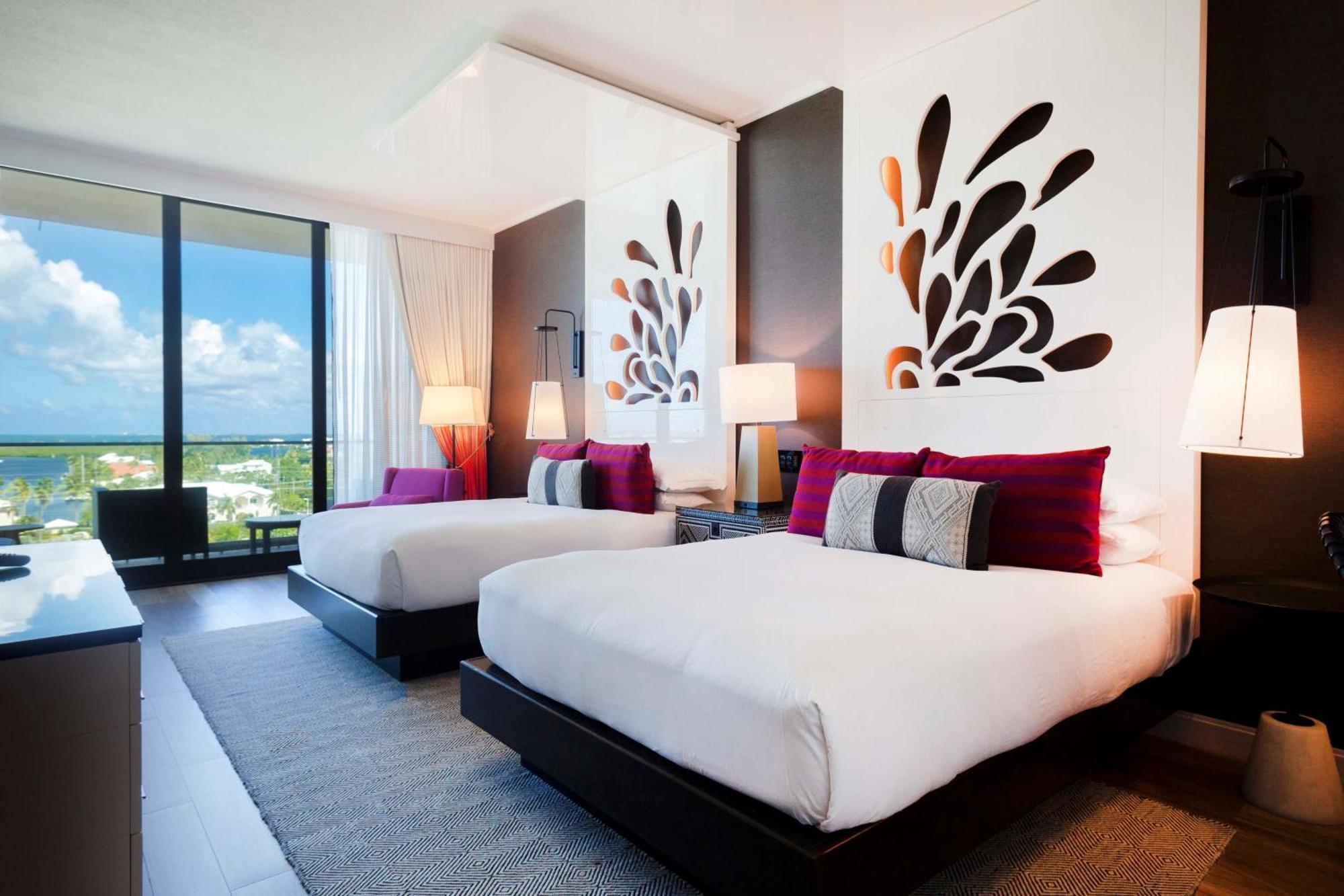 Kimpton Seafire Resort + Spa By Ihg West Bay Eksteriør billede